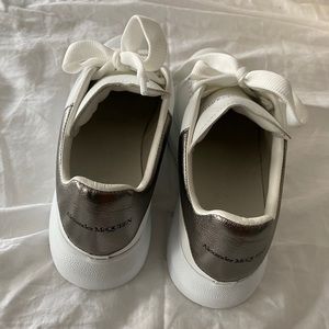 Alexander McQueen oversized sneaker